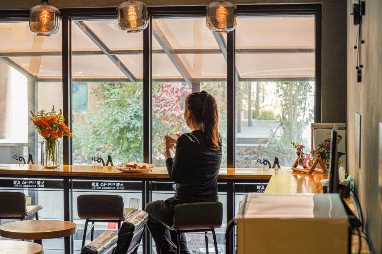 Noel Business Hotel Pusan Zewnętrze zdjęcie